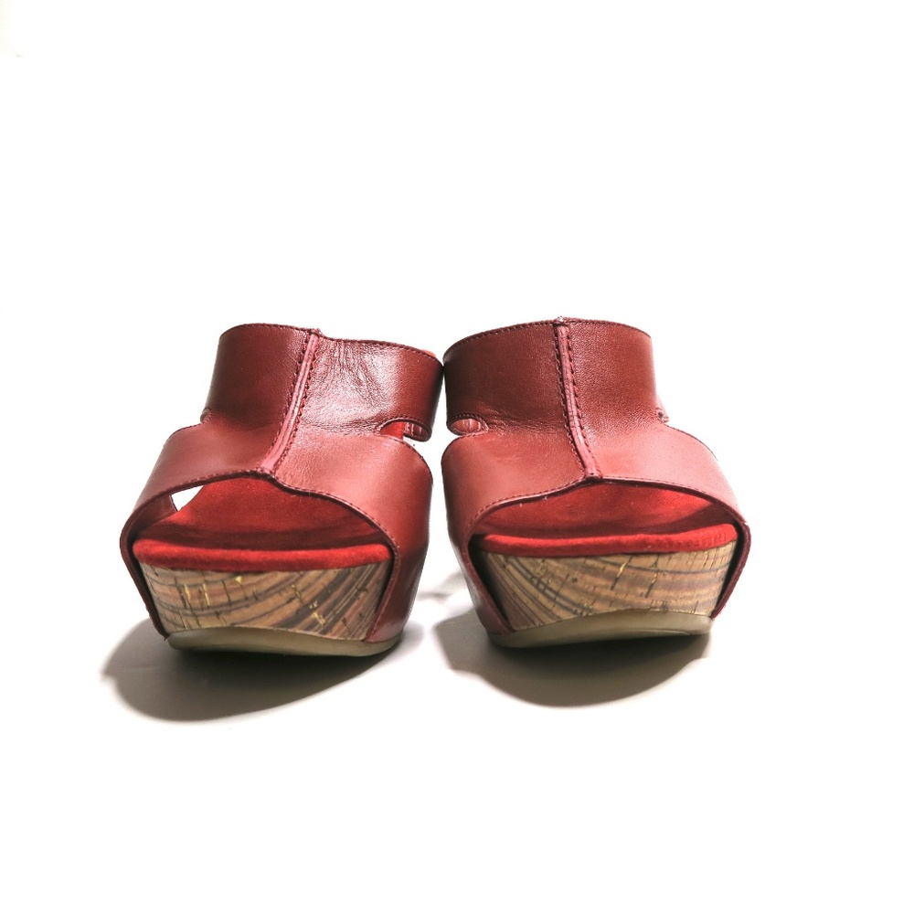 Nine West Shoes/Red Elberta Wedge Sandal Size 8M - Picture 3 of 8